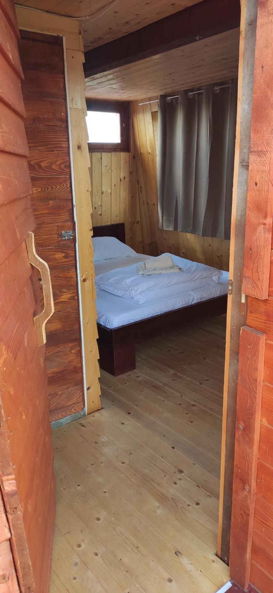 Salas Farma 47-Miris Dunja Cenej Exteriér fotografie